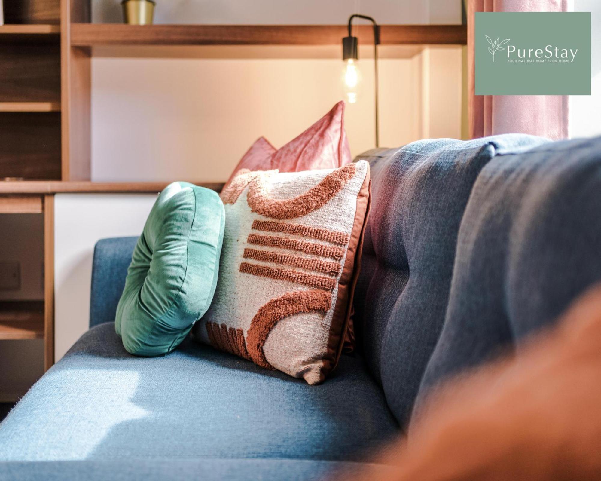 Stunning Five Bedroom Manchester House With Free Parking By Purestay Short Lets & Serviced Accommodation Εξωτερικό φωτογραφία