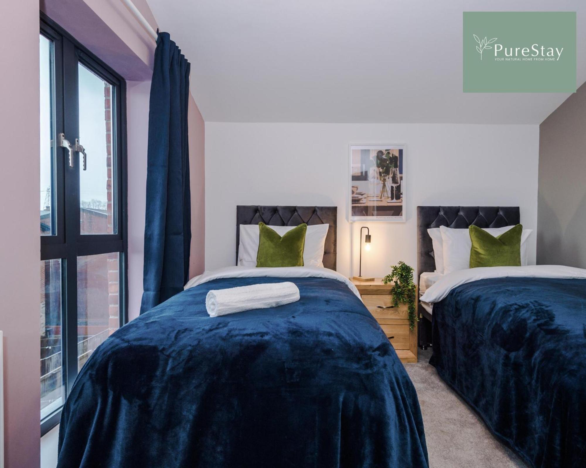 Stunning Five Bedroom Manchester House With Free Parking By Purestay Short Lets & Serviced Accommodation Εξωτερικό φωτογραφία