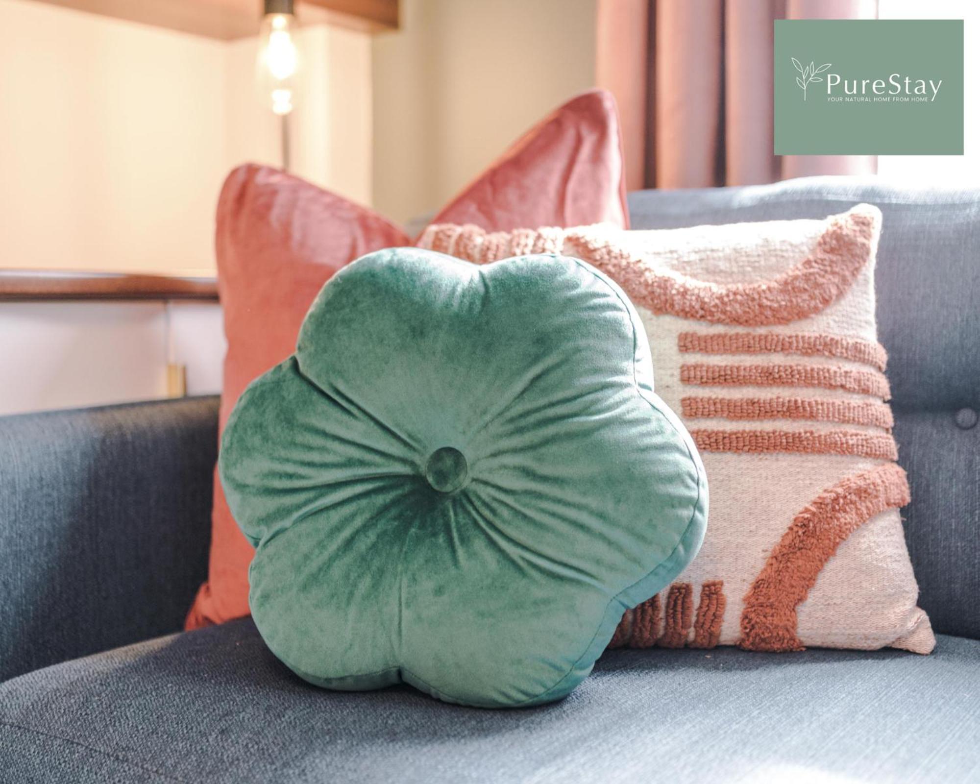 Stunning Five Bedroom Manchester House With Free Parking By Purestay Short Lets & Serviced Accommodation Εξωτερικό φωτογραφία