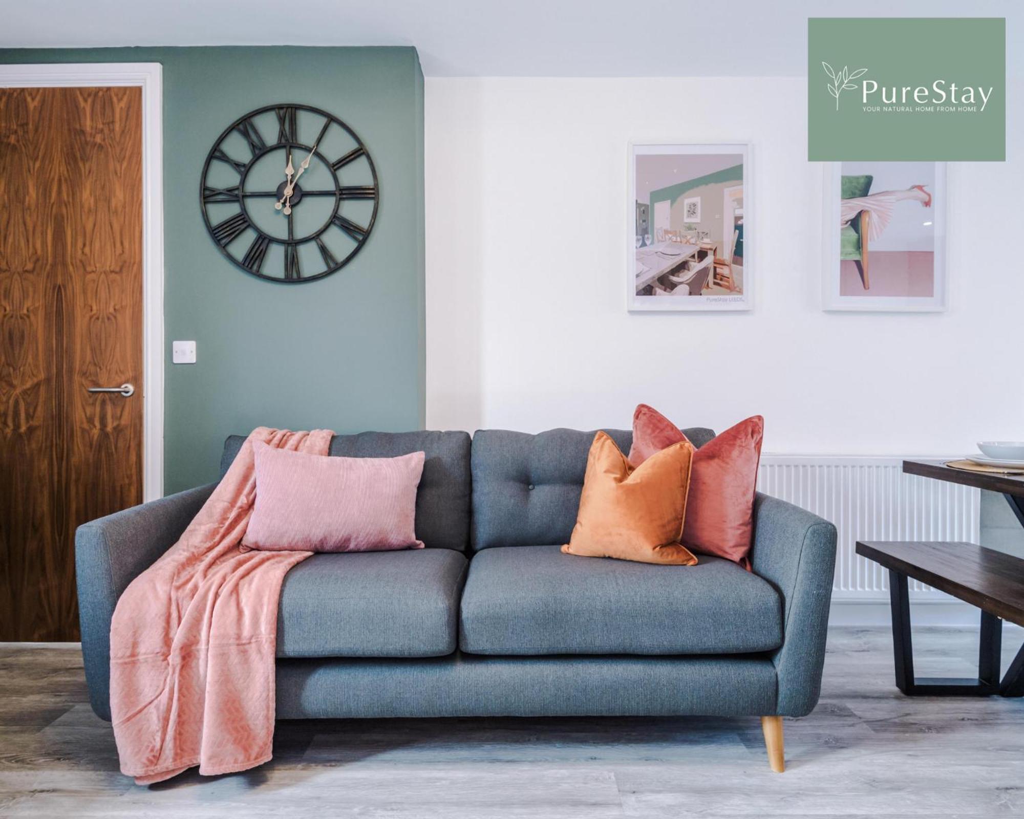 Stunning Five Bedroom Manchester House With Free Parking By Purestay Short Lets & Serviced Accommodation Εξωτερικό φωτογραφία
